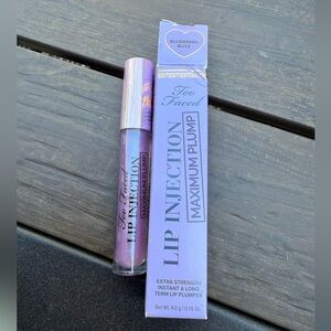 Too Faced Lip Injection Maximum Plump in Blueberry Buzz